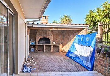 5 Bedroom Property for Sale in Riversdale Western Cape